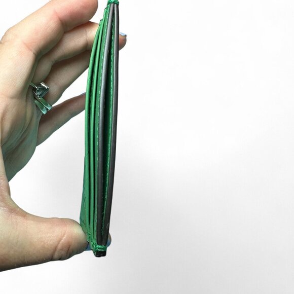 GUCCI Rubber Jumbo GG Leather Card Holder, Green, Unisex, Like New - Picture 6 of 11